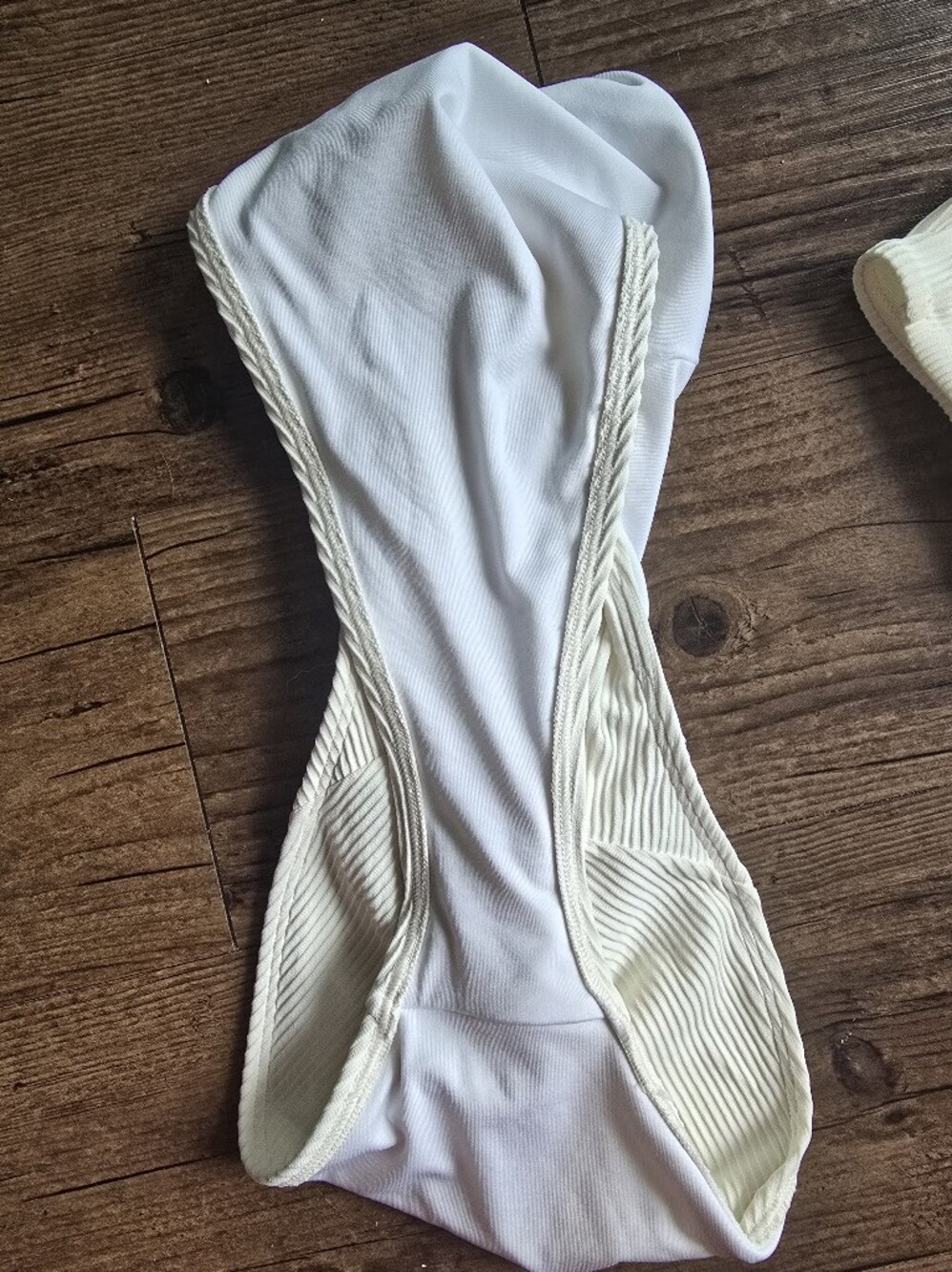 Off White Ribbed Underwire Bikini Set - Picture 2 of 3